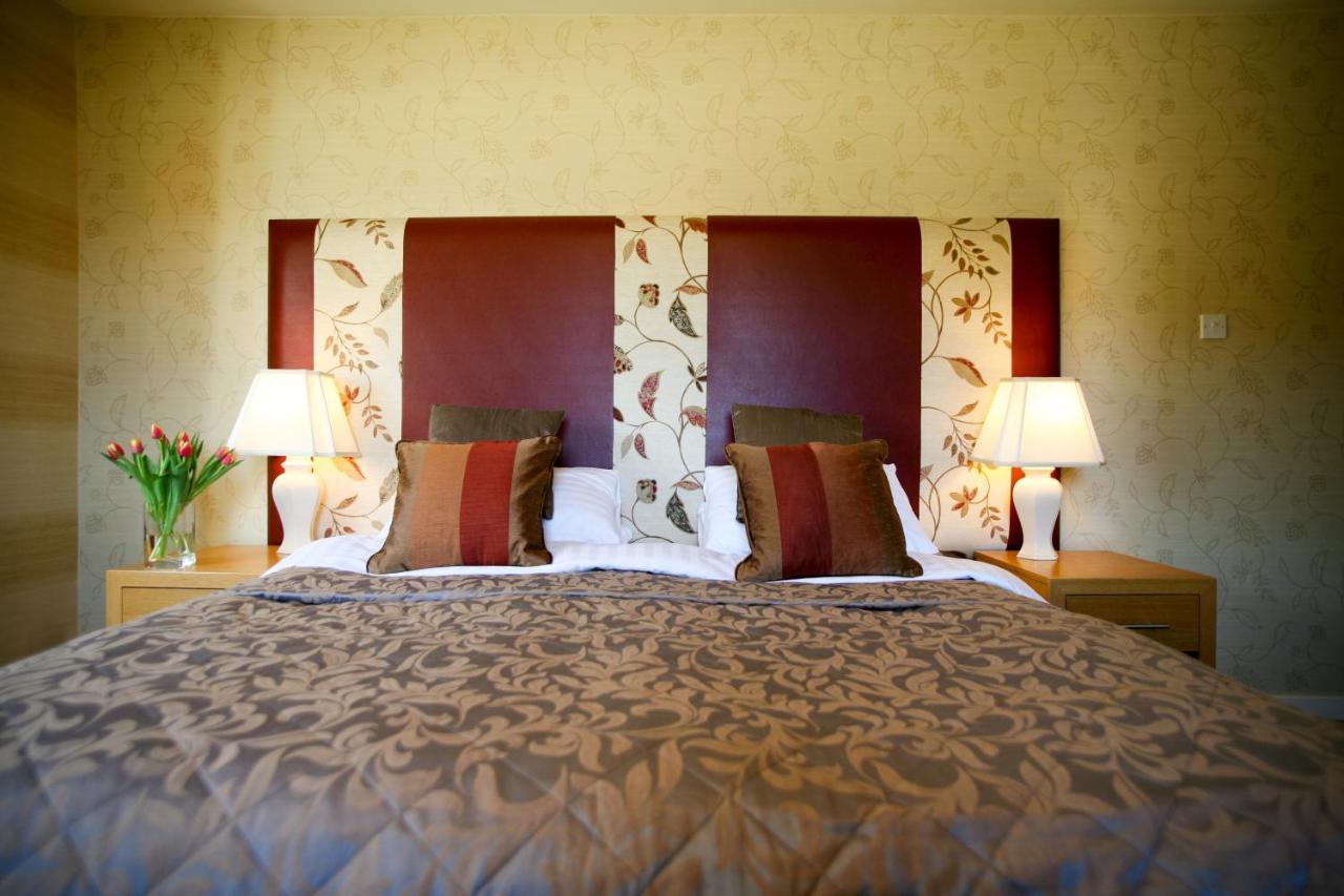 The Tomich Hotel Экстерьер фото