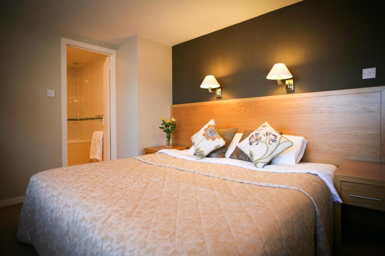 The Tomich Hotel Экстерьер фото